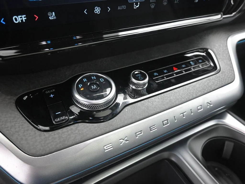 New 2026 Glacier Gray Metallic Tri-Coat Ford Tremor image 17