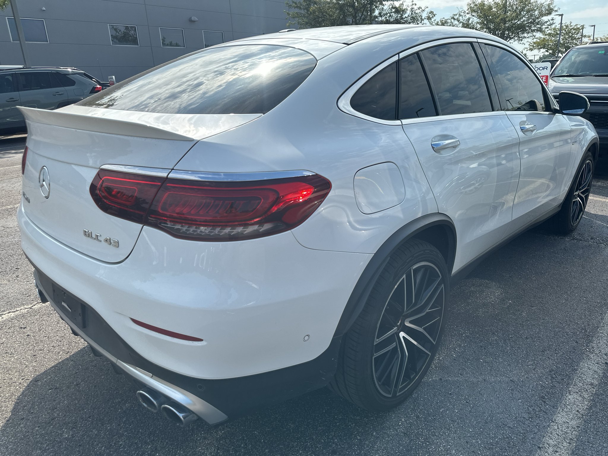Used 2023 Polar White Mercedes-Benz 43 AMG® image 3