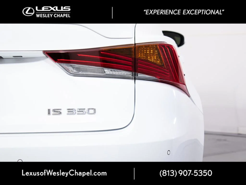 Used 2018 White Lexus 350 image 8