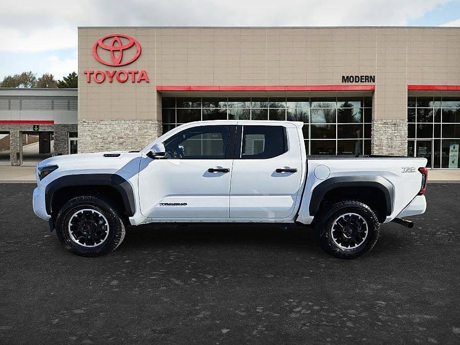 Certified Used 2026 Ice Toyota TRD Off Road Hybrid image 7