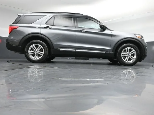 Used 2022 Gray Ford XLT image 43