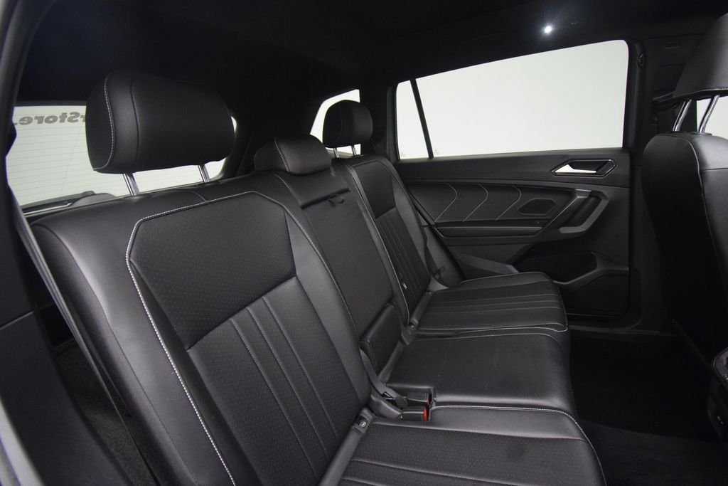 Used 2022 Pyrite Silver Metallic Volkswagen 2.0T SE R-Line Black image 25