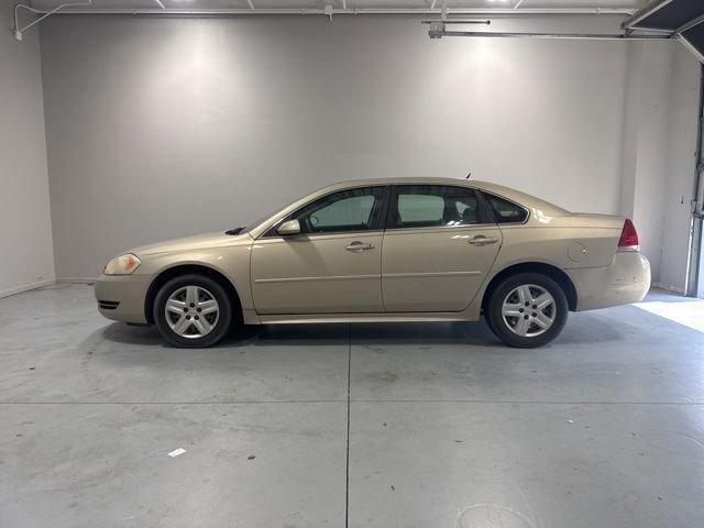 Used 2010 Gold Chevrolet LS image 10