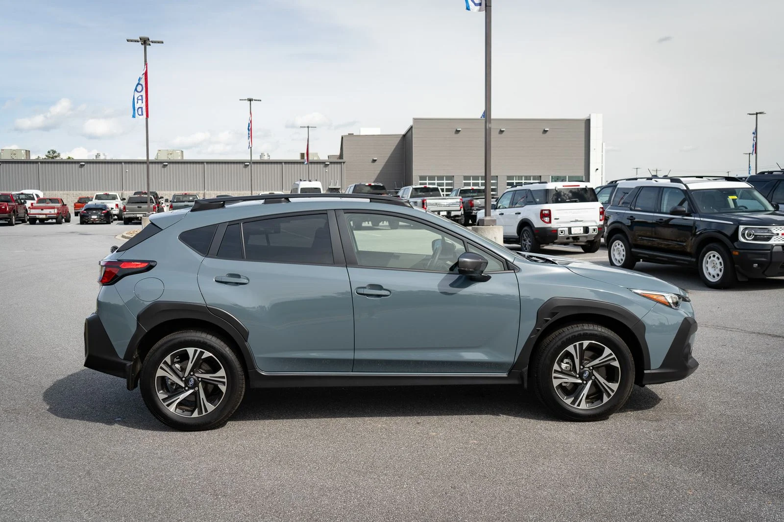 Used 2025 Blue Subaru Premium image 11