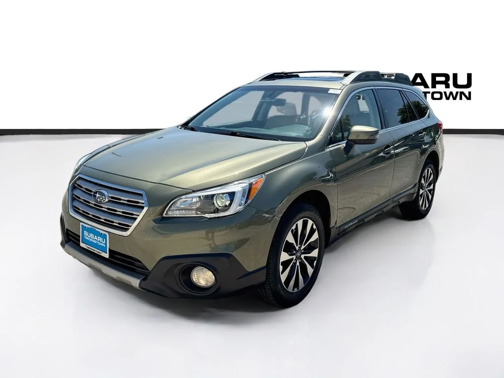 Used 2017 Green Subaru 2.5i image 3