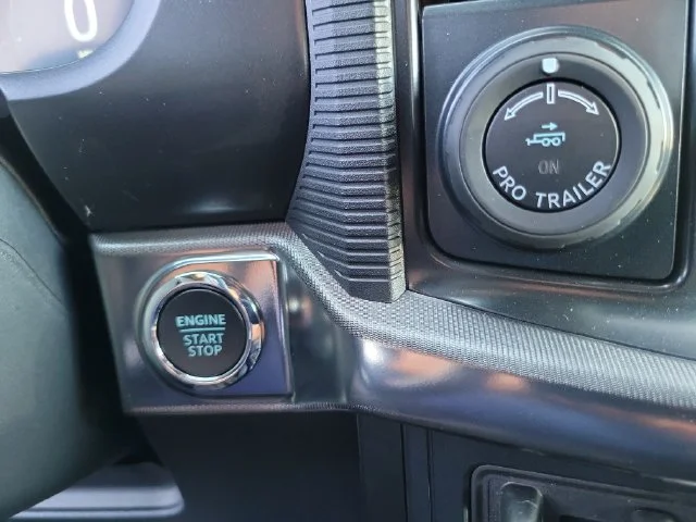 New 2026 Oxford White Ford Raptor image 32