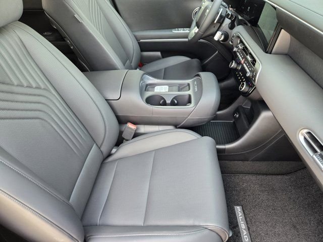 New 2026 Silver Hyundai SEL FWD image 9