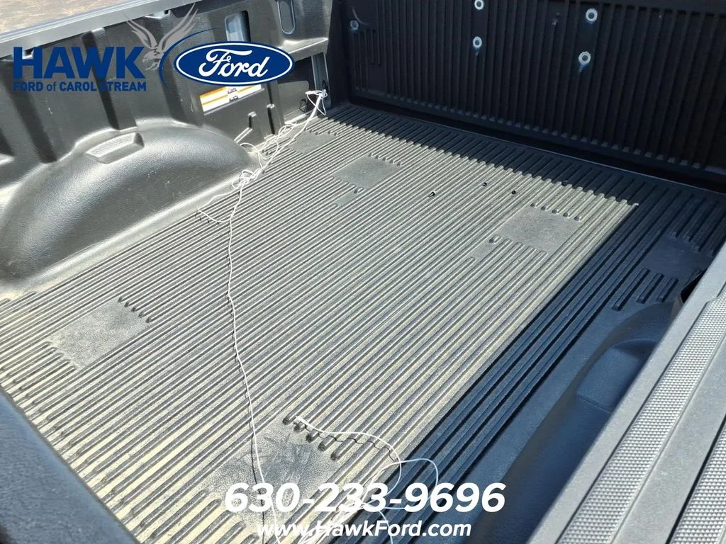 Used 2025 Silver Ford XLT image 28