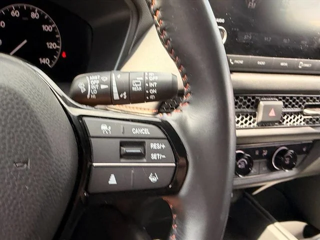 Used 2025  Honda Sport image 19