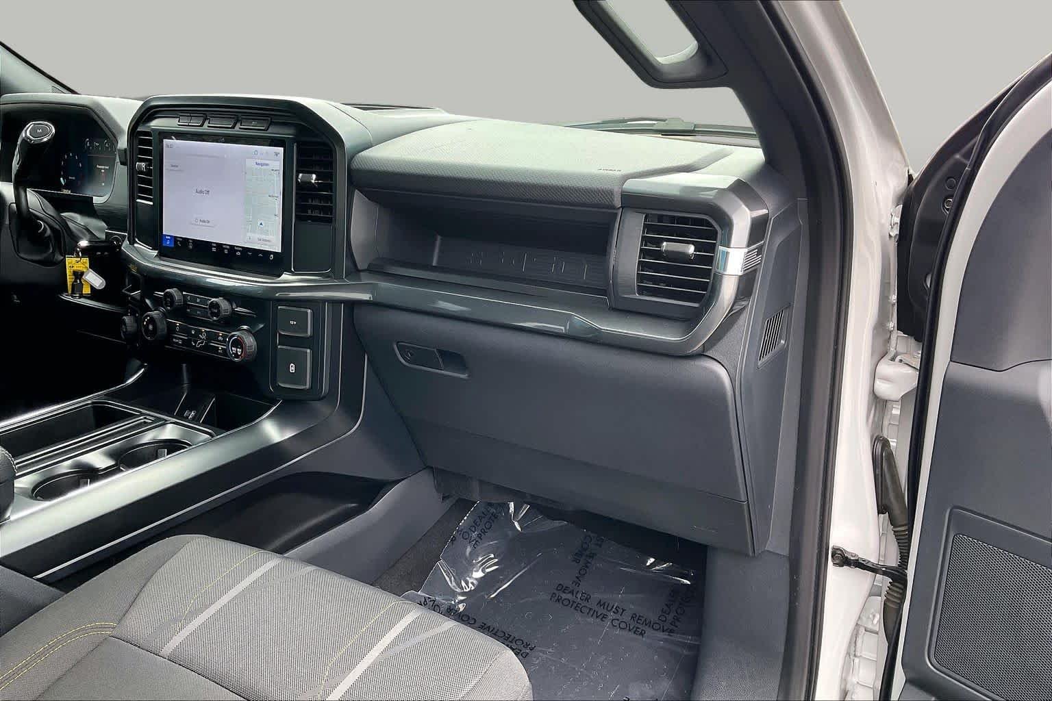 Used 2024 Avalanche Ford STX image 18