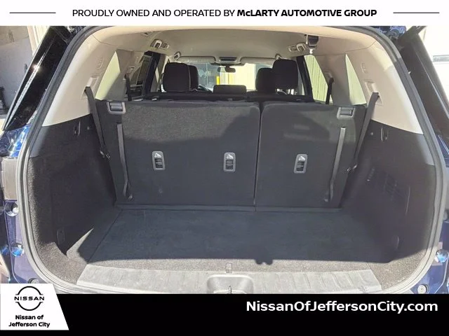 Used 2025 Blue Nissan SV image 12