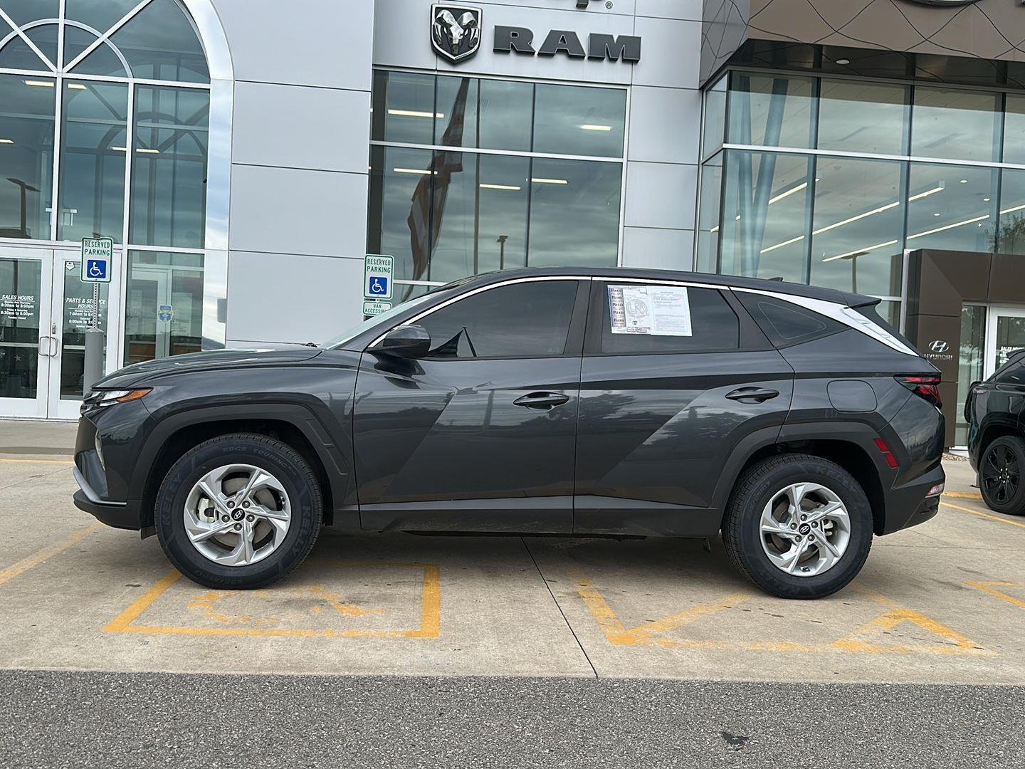 Certified 2024 Hyundai Tucson SE with VIN 5NMJACDE4RH344226 for sale in Kansas City