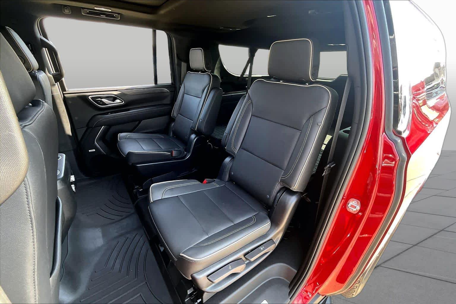 Used 2022 Cayenne Red Tintcoat GMC SLT image 21