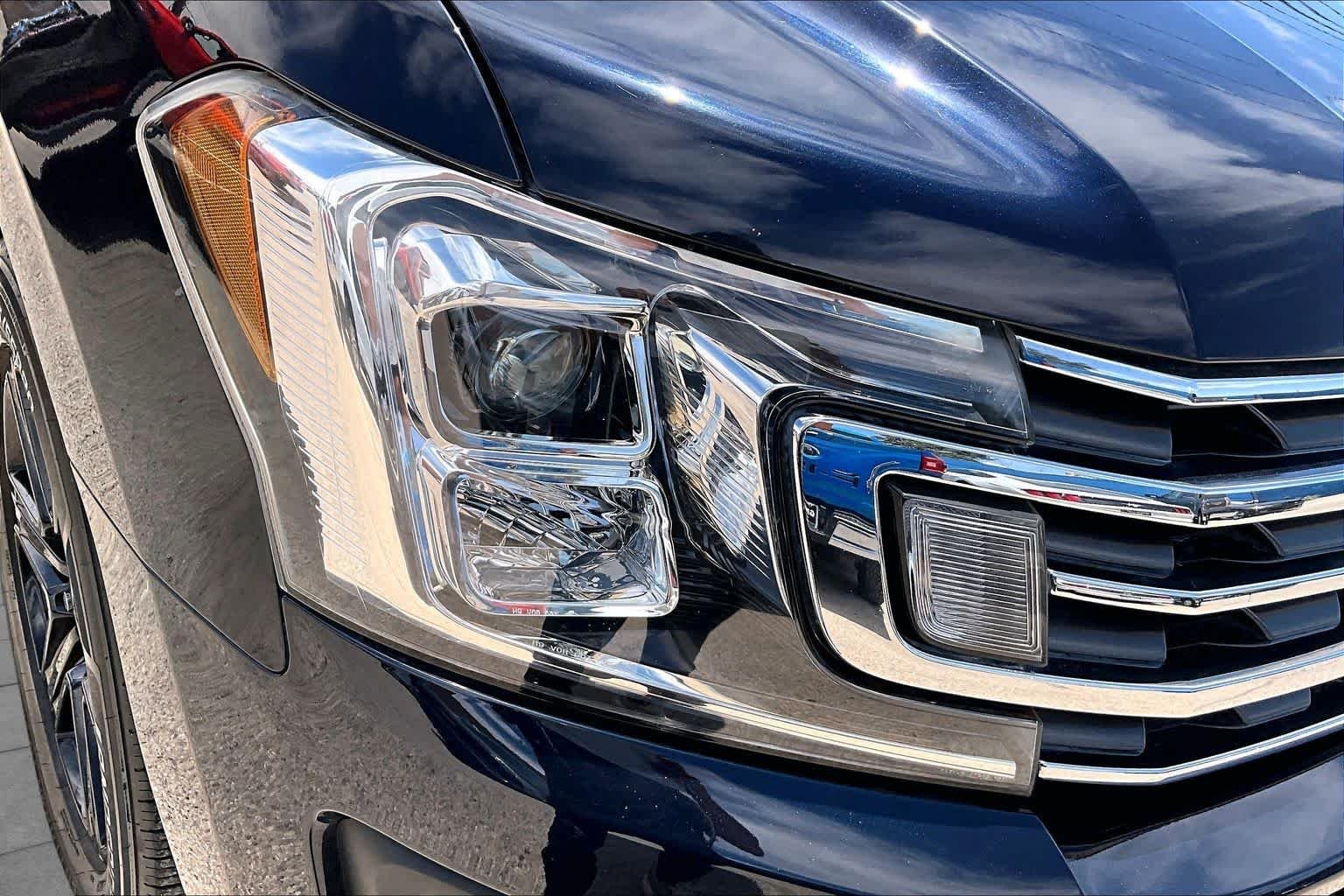Used 2021 Blue Ford XLT image 27
