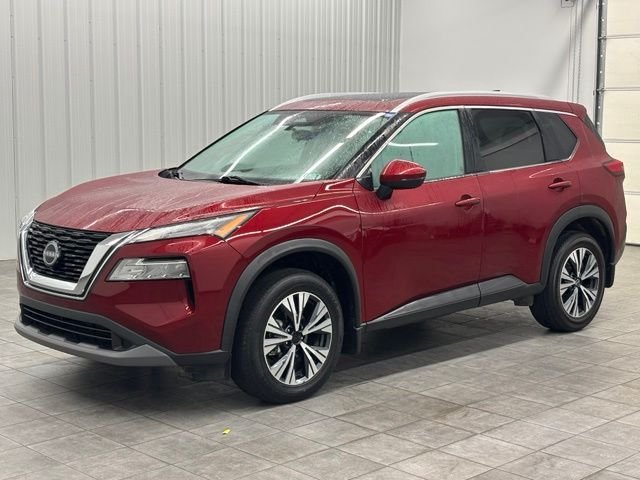 Used 2022 Red Nissan SV image 5
