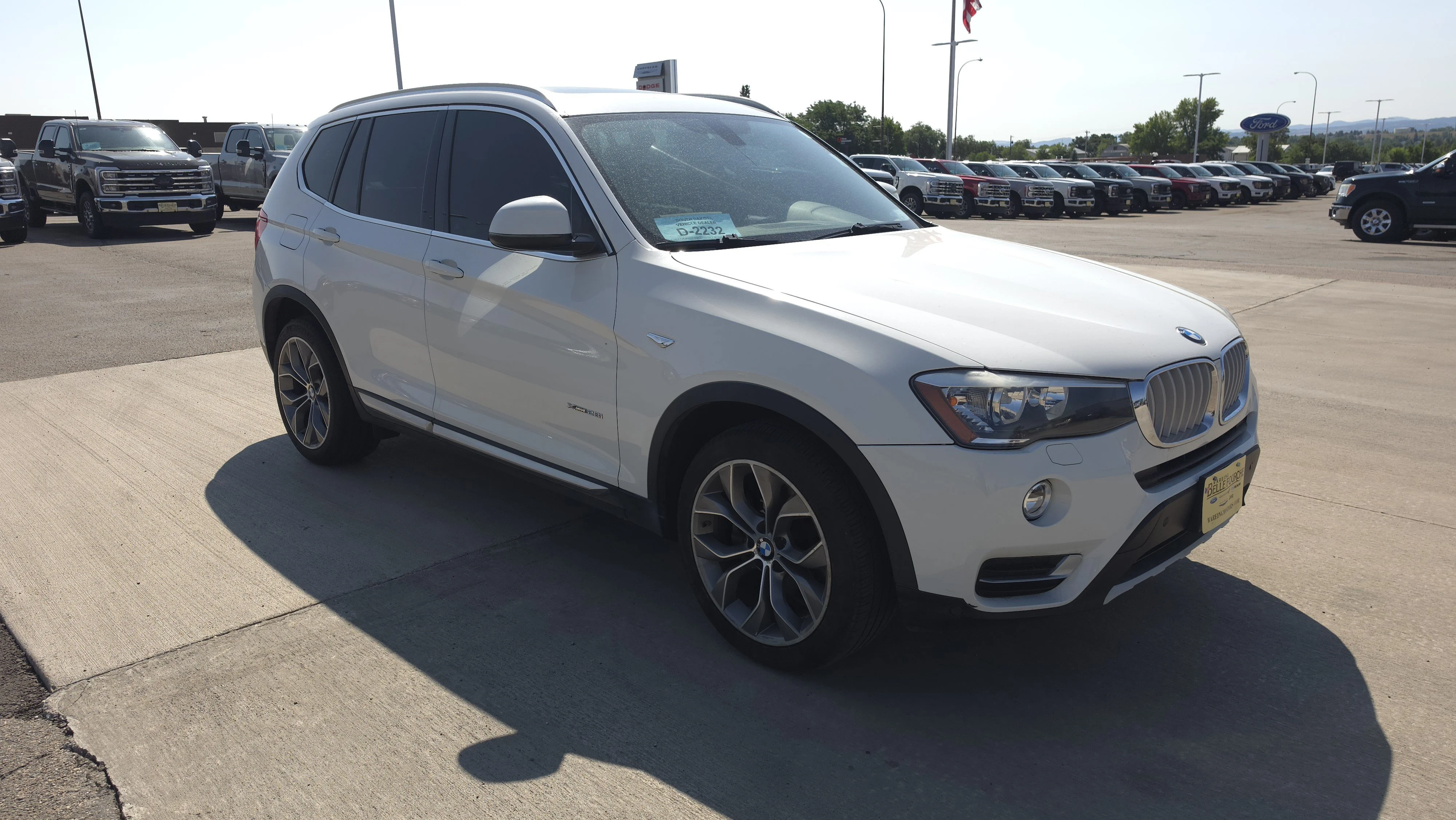 Used 2015 White BMW xDrive28i image 7