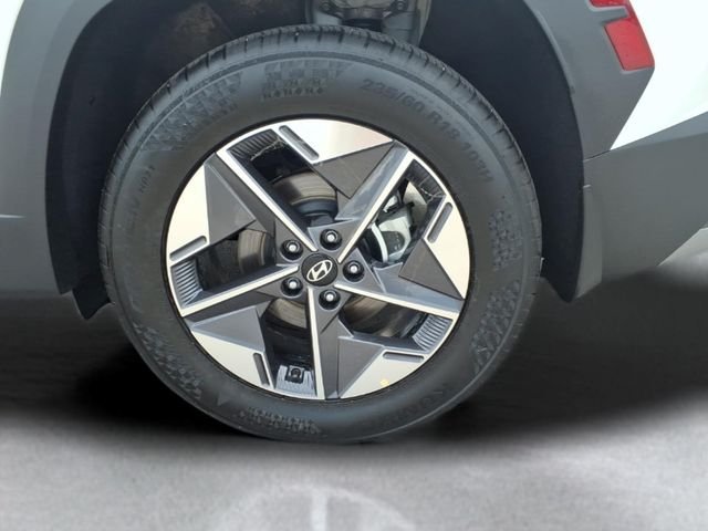 New 2026 White Hyundai SEL Premium image 9
