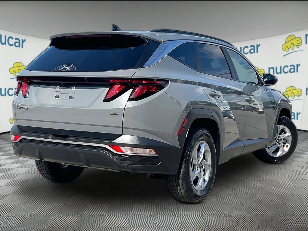 Used 2024 Gray Hyundai SEL image 6
