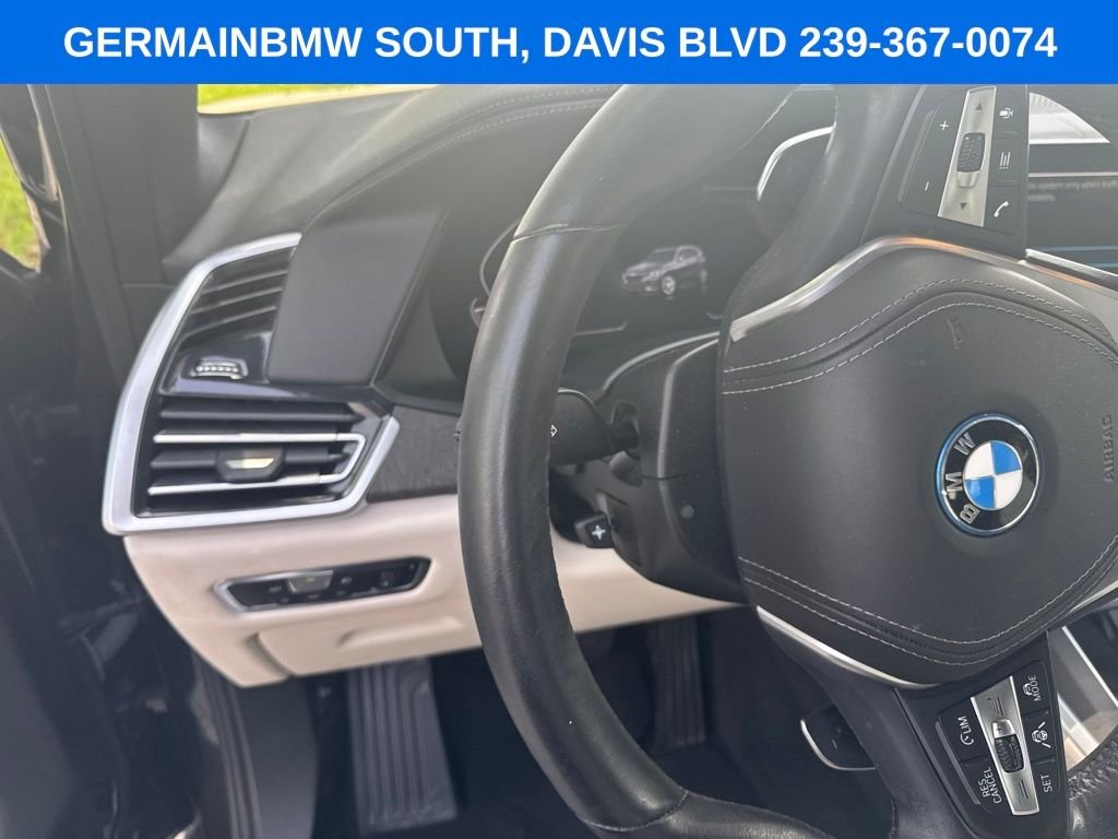 Certified Used 2022 Dark Graphite BMW xDrive45e image 10