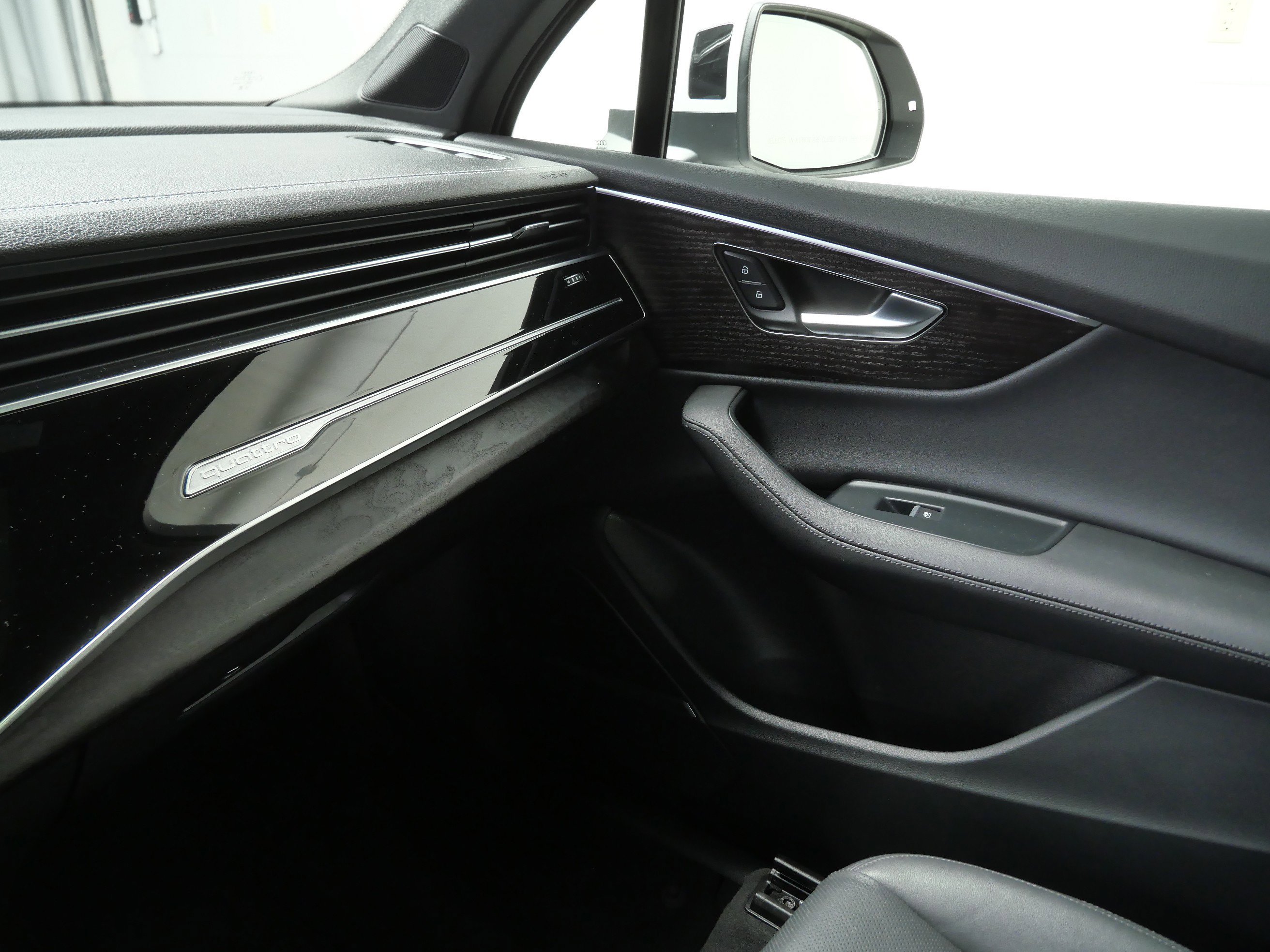 Used 2023 CARRARA WHITE Audi Premium Plus image 21