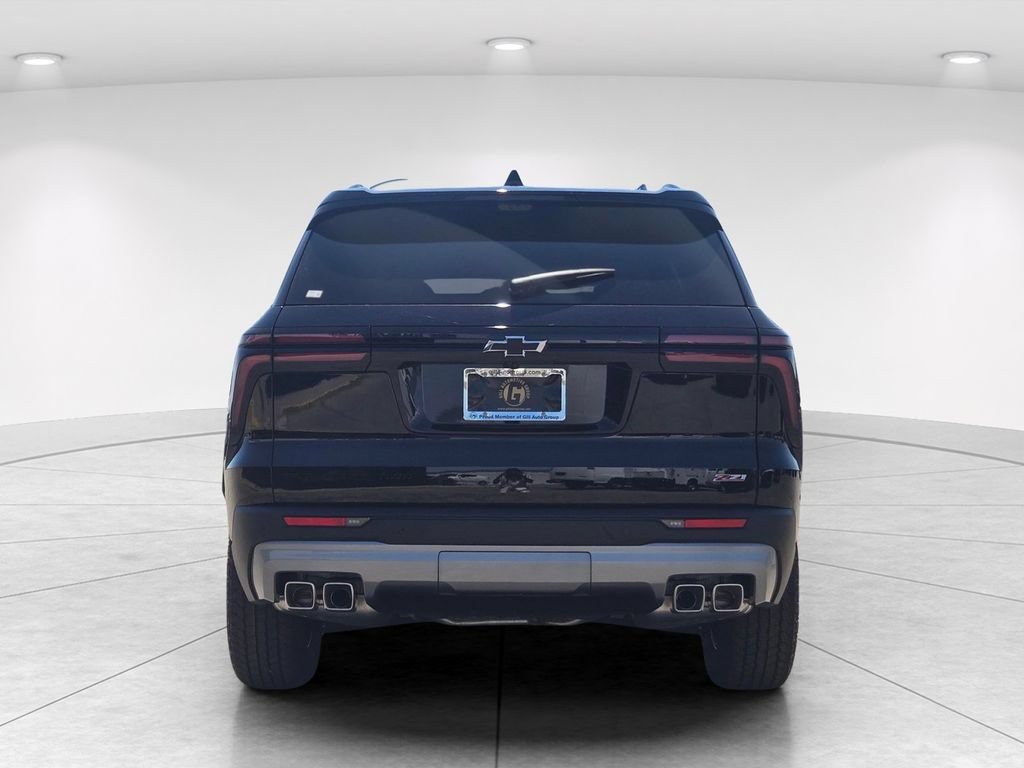 New 2026 Mosaic Black Metallic Chevrolet Z71 image 4
