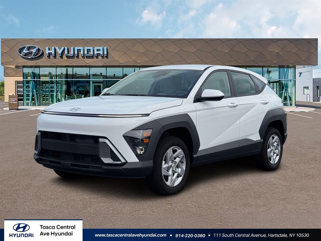 New 2027 White Hyundai SE image 1