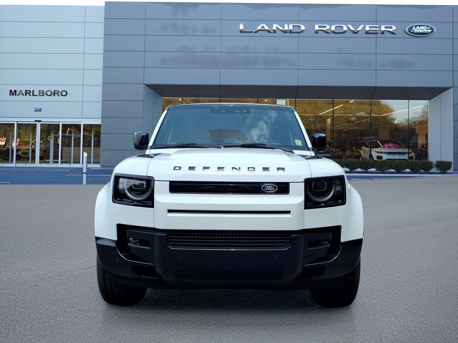 New 2026 Fuji White LAND ROVER X-Dynamic SE image 8