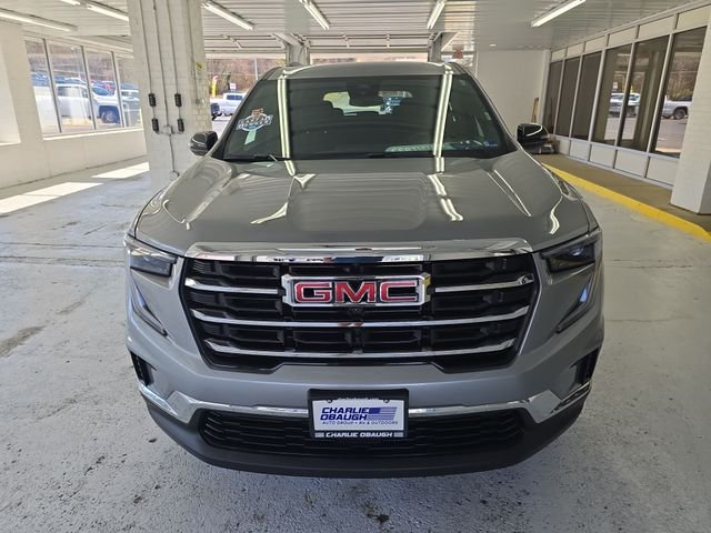 Used 2025 Silver GMC Elevation image 8