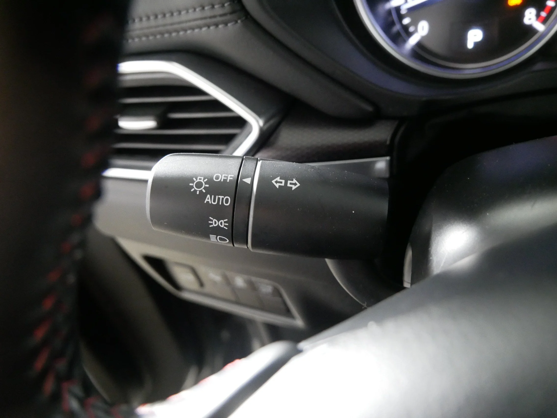 Used 2025 Polymetal Gray Metallic Mazda 2.5 S Carbon Edition image 31