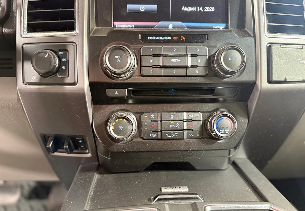 Used 2015  Ford XLT image 17