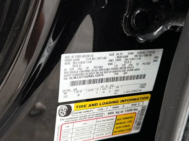 Used 2024  Lincoln Black Label image 30