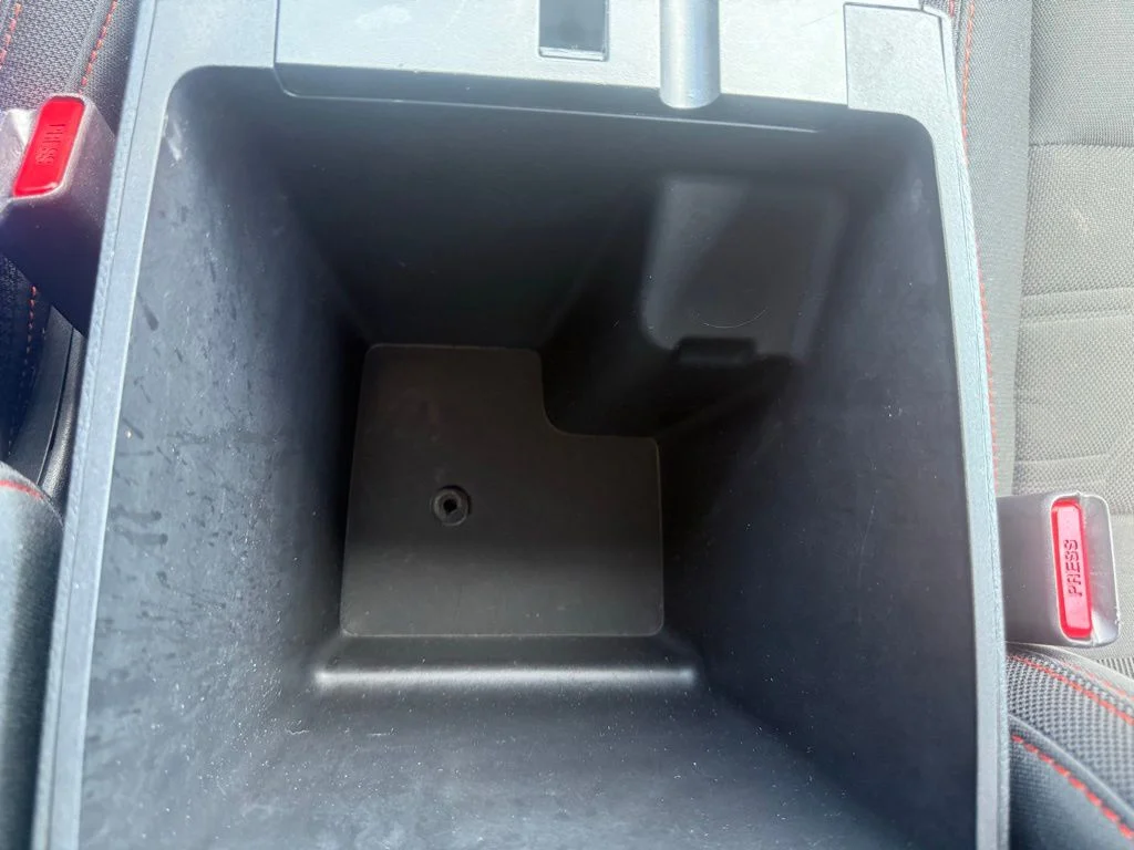 Used 2023 Black Nissan PRO-X image 32