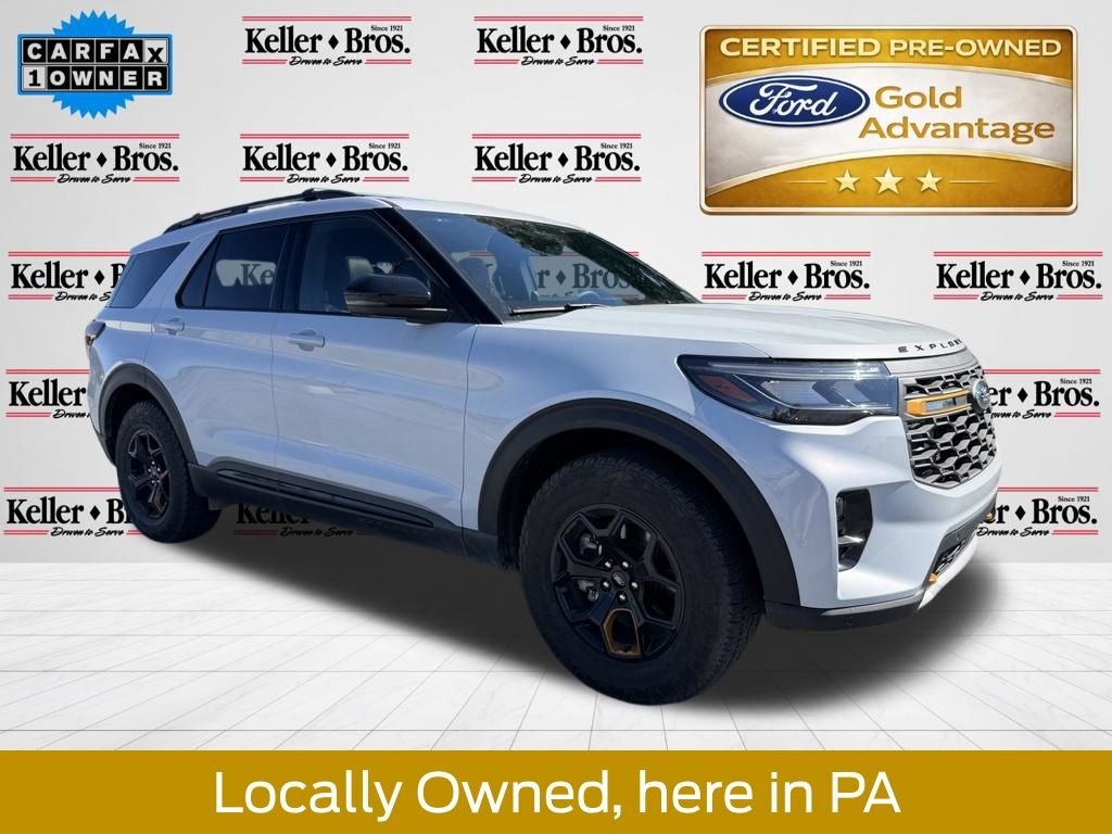 Certified Used 2026 Space White Metallic Ford Tremor image 1