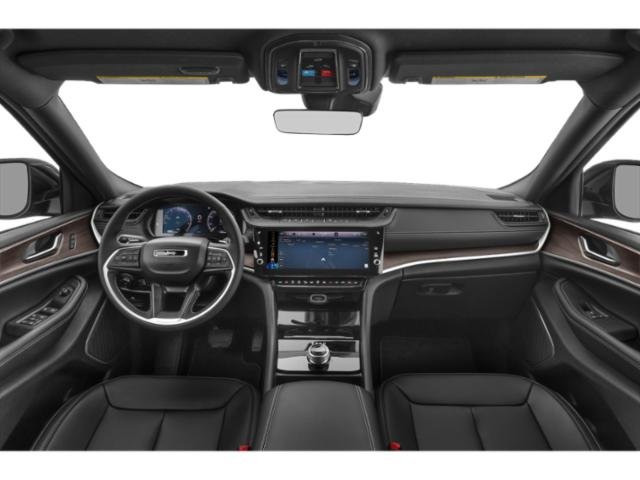 New 2026 Bright White Clear-Coat Exterior Paint Jeep Limited image 7