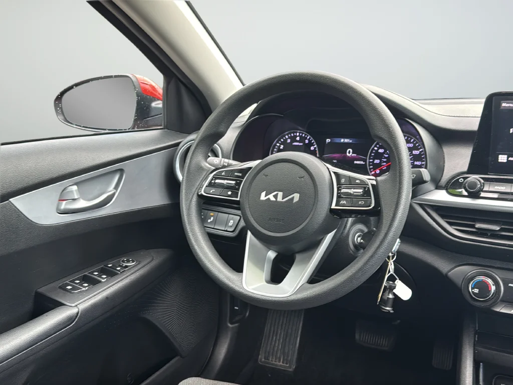 Used 2023 Red Kia LXS image 36