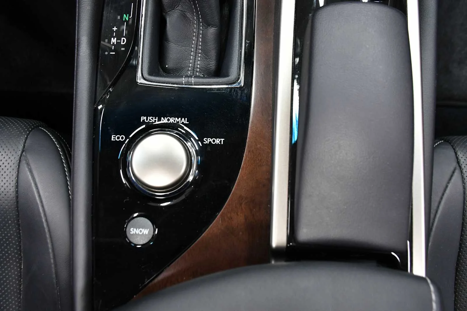 Used 2013 Nebula Gray Pearl Lexus  image 23