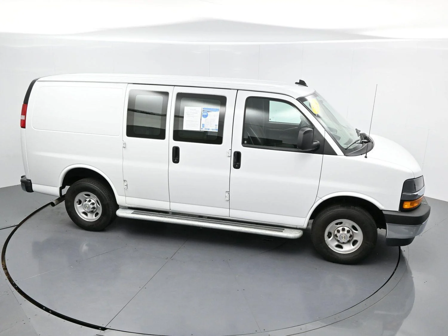 Used 2024 Summit White Chevrolet WT image 32