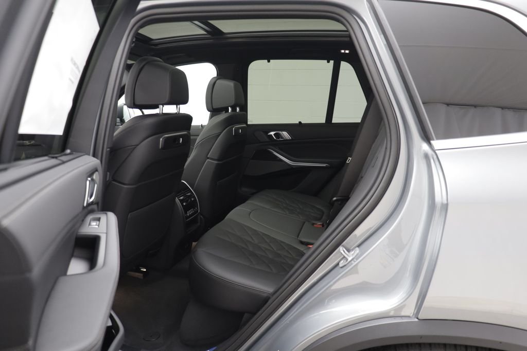 New 2026 Gray Metallic BMW xDrive50e image 15