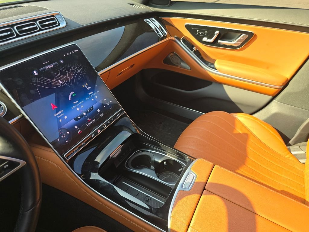 Used 2022 Black Mercedes-Benz S 500 image 28