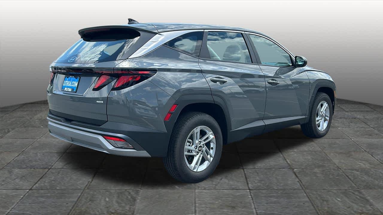 New 2026 Hampton Gray Hyundai SE AWD image 5