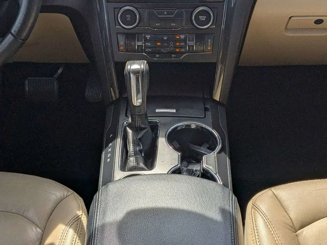 Used 2017 White Ford XLT image 17