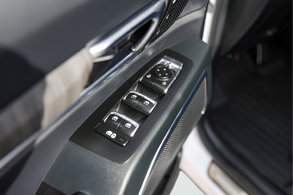 2025 Kia Telluride SX - Photo 26