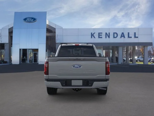 Used 2026 Avalanche Ford XLT image 5