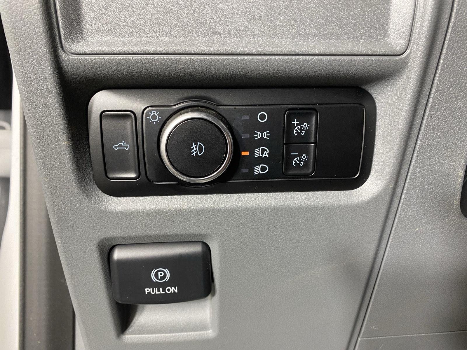 Used 2023 Oxford White Ford XL image 16