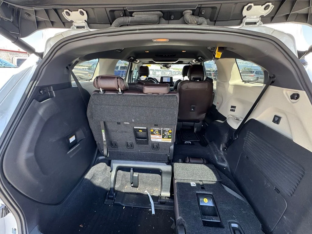 Used 2023 Pearl Toyota Platinum image 11