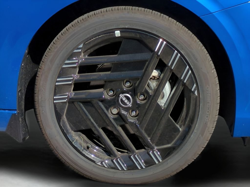 New 2026 Bluestone Pearl / Super Black Two-tone Nissan SR image 11