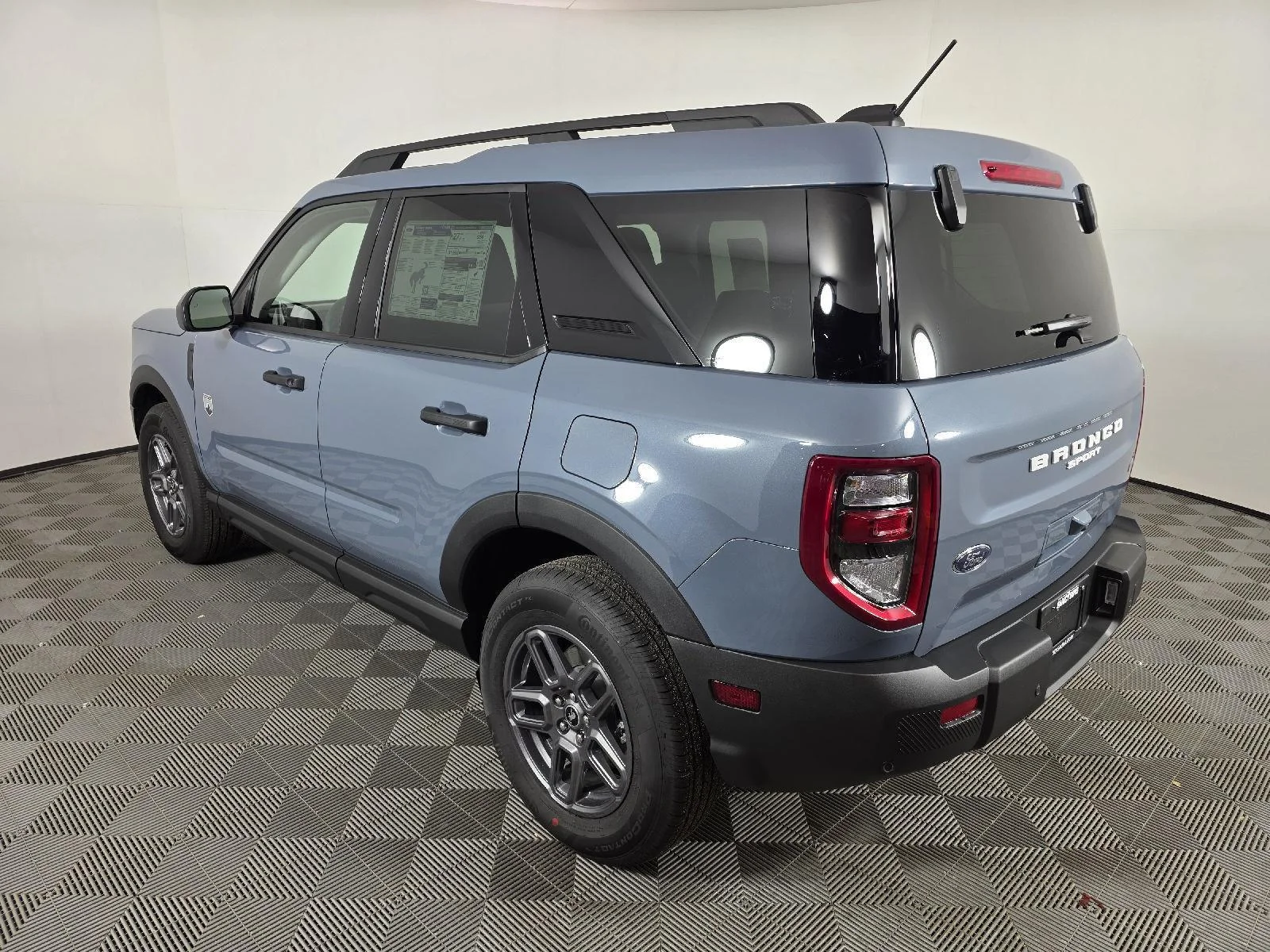 Used 2025 Azure Gray Metallic Tri-Coat Ford Big Bend image 3