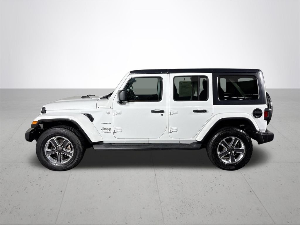 Used 2021 White Jeep Unlimited Sahara image 9