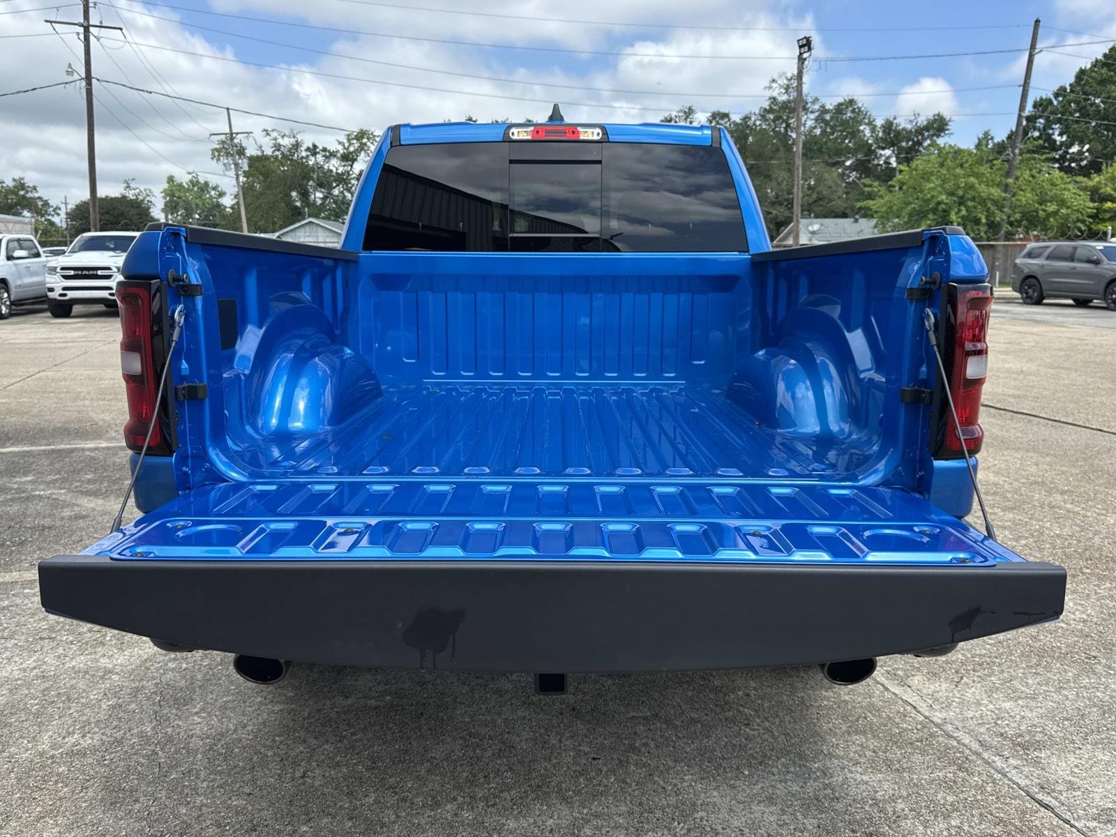 New 2026 Hydro Blue Pearl-Coat Exterior Paint RAM Big Horn image 6