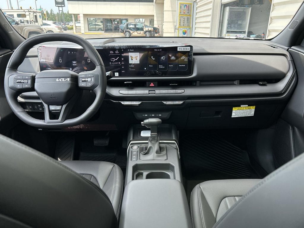 New 2027 Snow White Pearl Kia X-Line S image 17